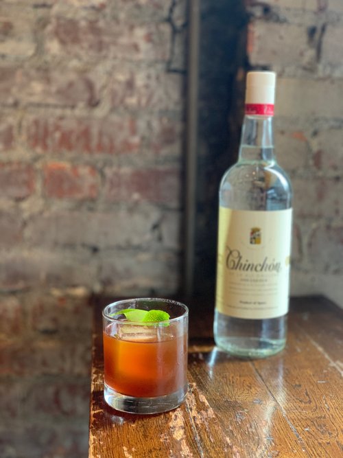 Drink Abeja Burlesca created by Gregory Coote