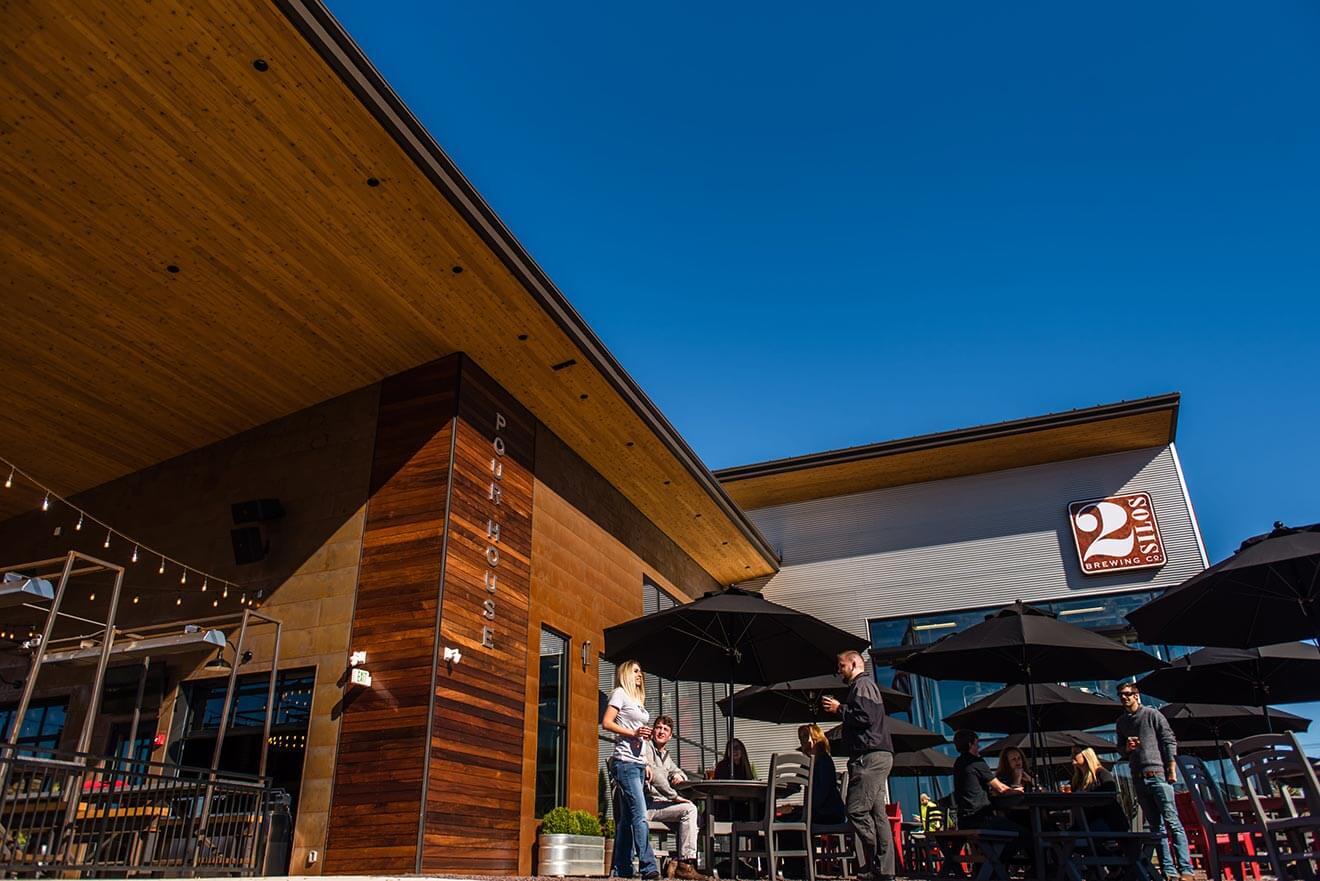 2 Silos Brewing Co., patrons enjoying outside