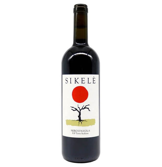 2014 Terre Siciliane Sikelè Nero D’Avola, bottle on white