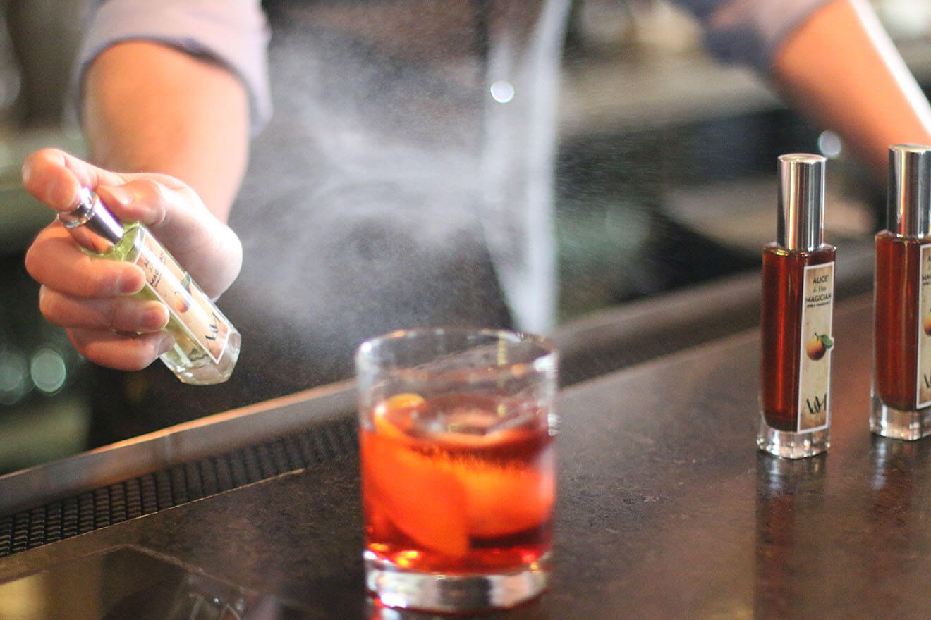 Alice and the Magician Cocktail Aromatics