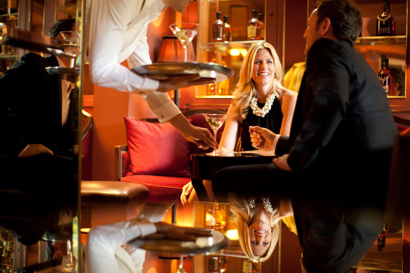 Athenaeum Guests Enjoying Martinis