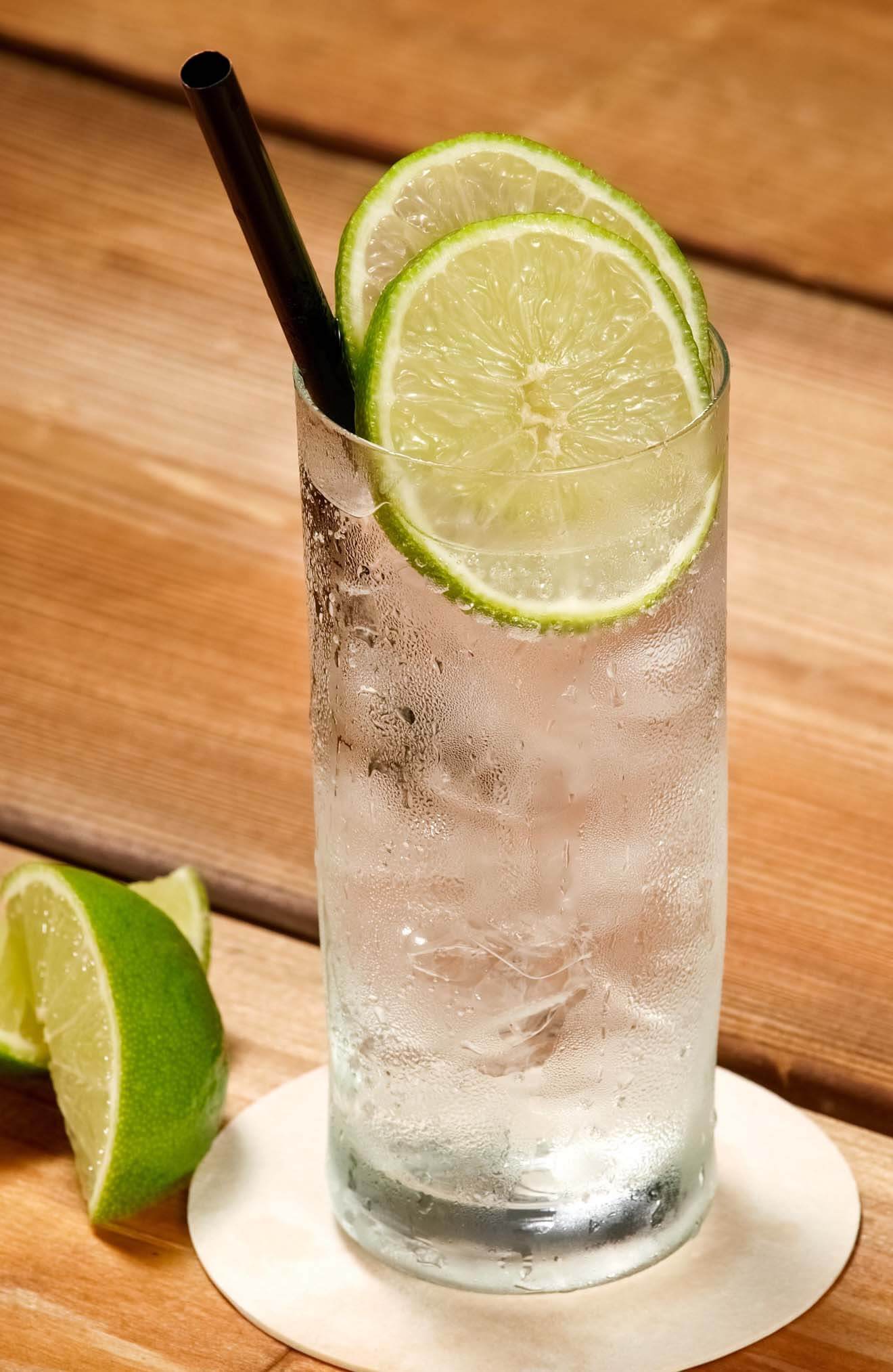 Aviation Gin & Tonic