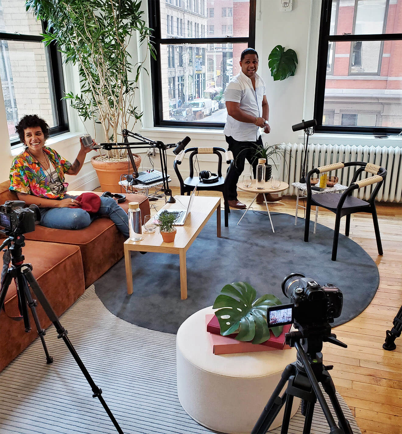 Azucar y Limon previously broadcasting its first podcast