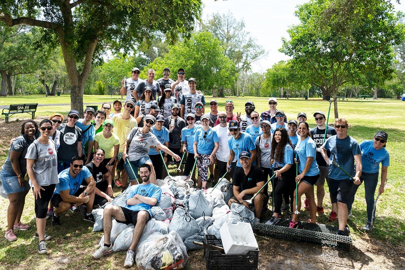 Bacardi-CR-Month-Clean-Up-with-Debri-Free-Oceans