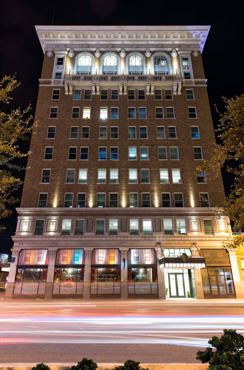 Bitter & Twisted Exterior