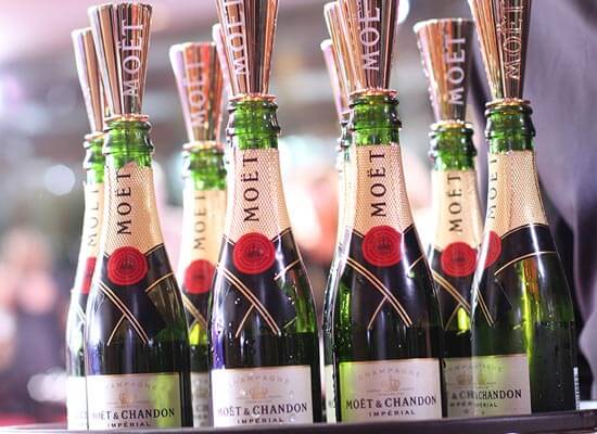 71st golden globes with moet & chandon celebrity featured image