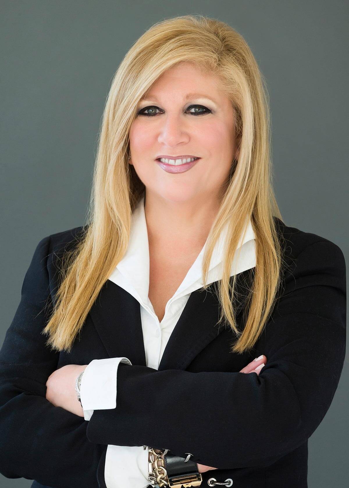 Cindy Nachman Senders, portrait