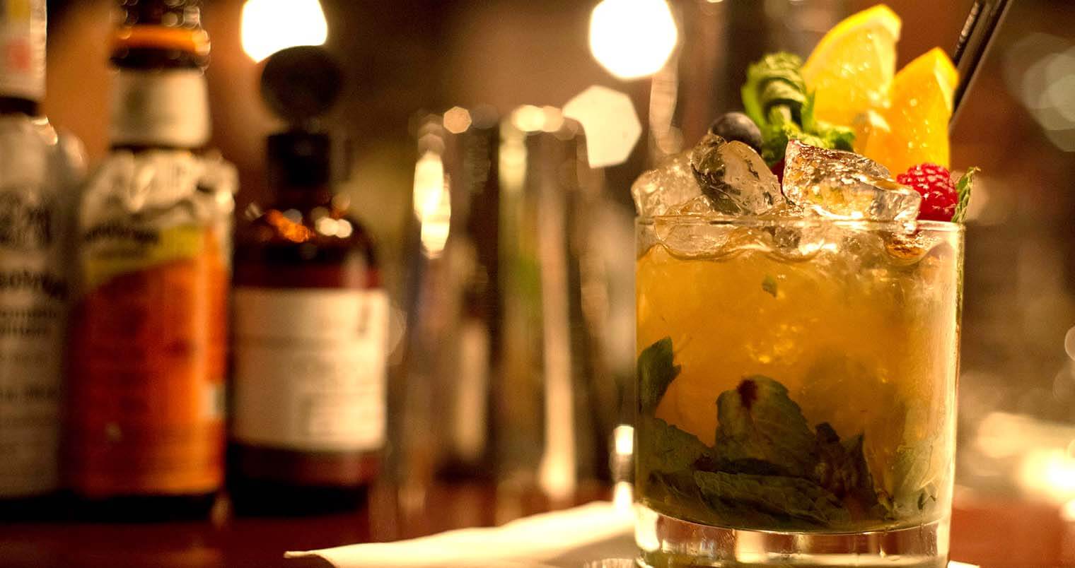 Must Mix: Cognac Peach Julep