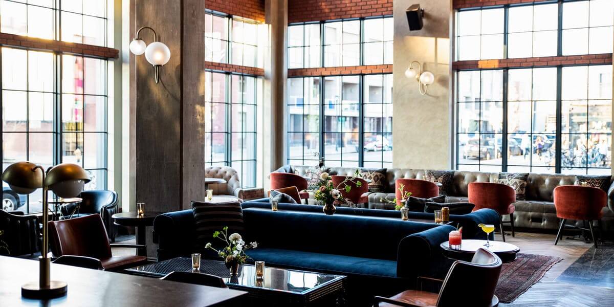 Death & Co., lounge area