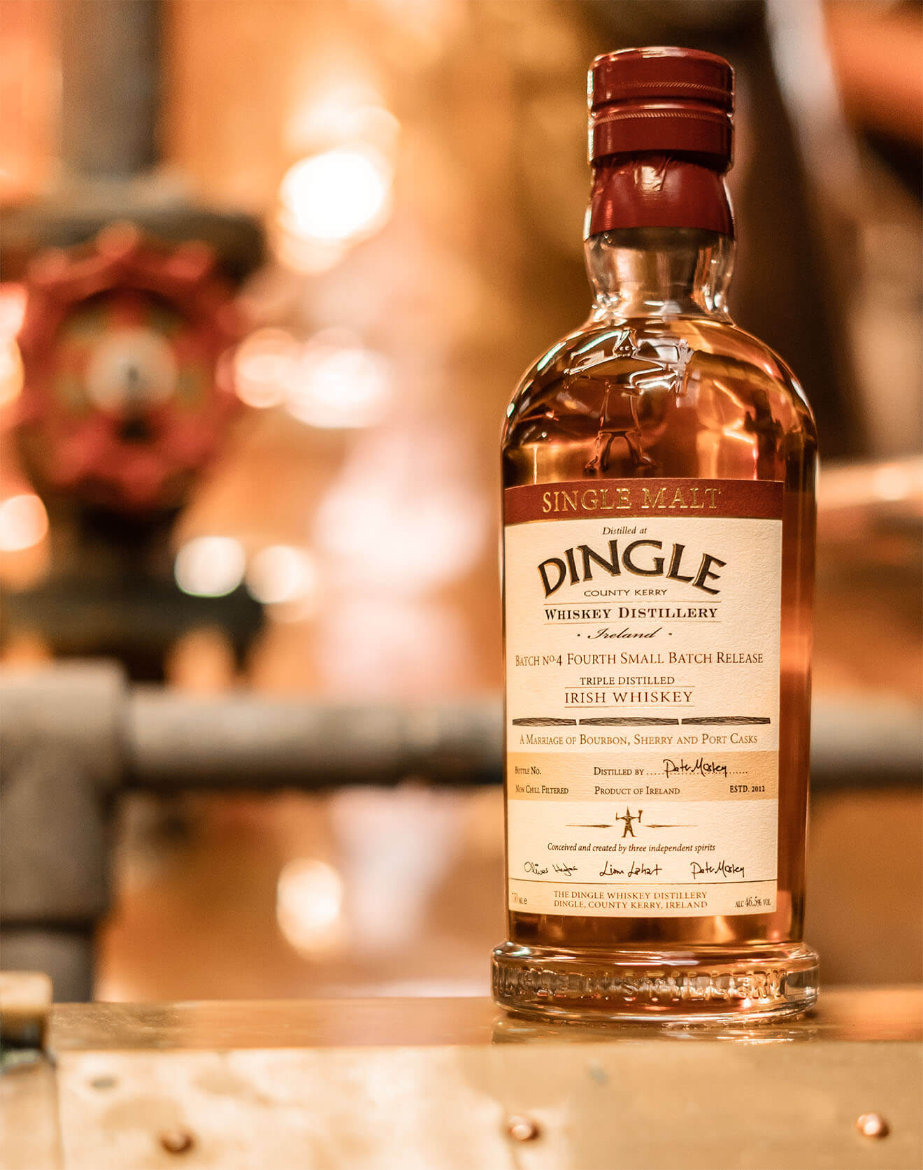 Dingle Gin Bottle