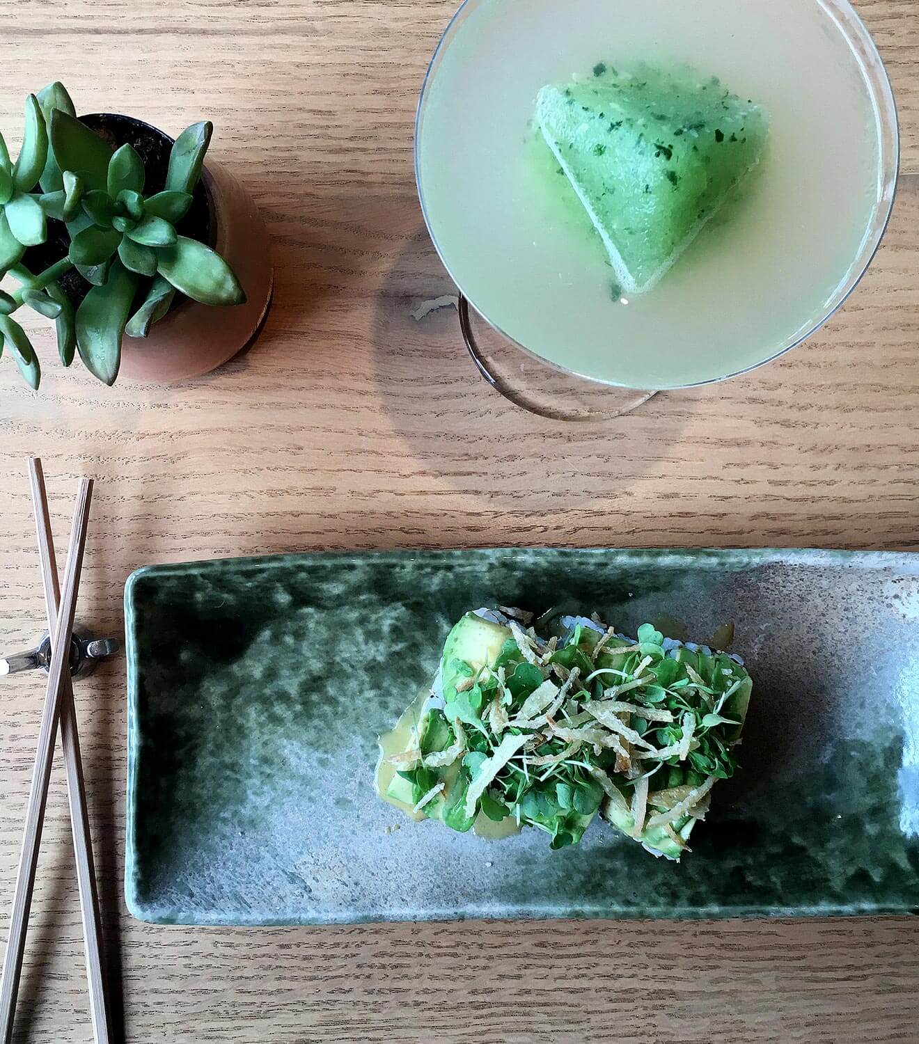 Fat Qcumber Cocktail with Lemon Vegetarian Roll