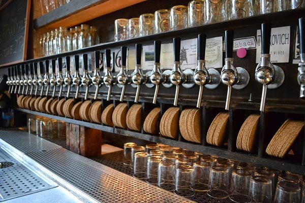 free flow wines tap display featured image