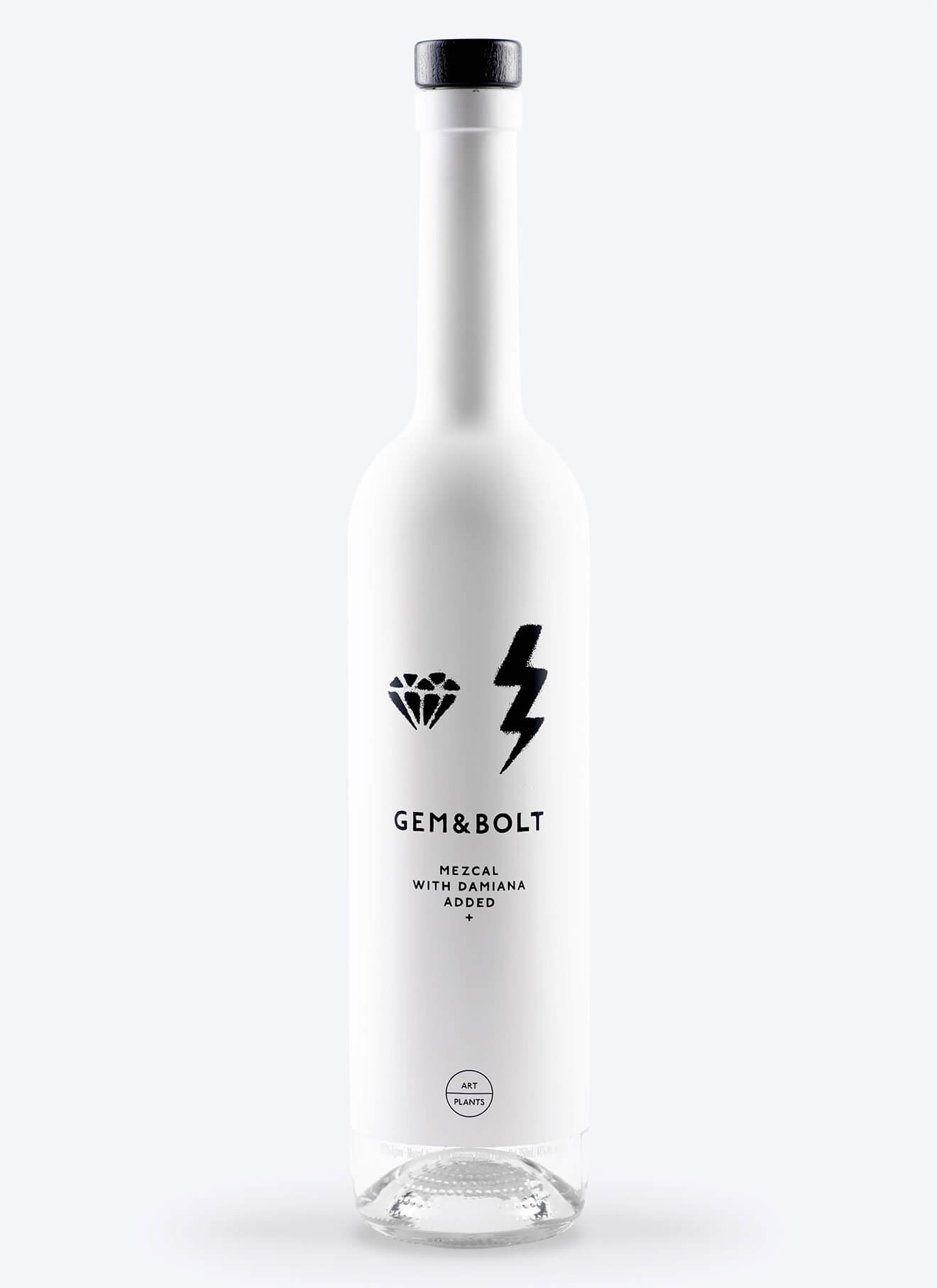 GEM&BOLT bottle on light grey