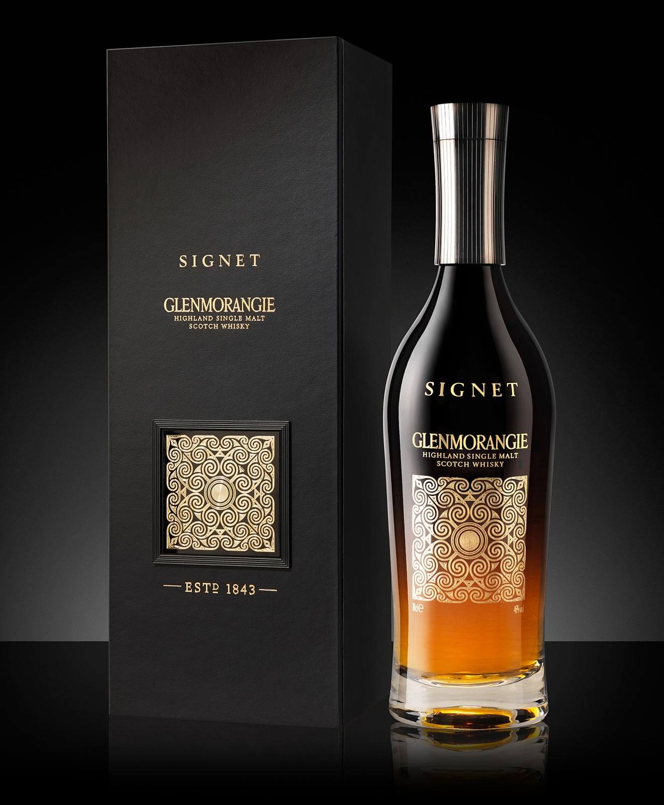 Glenmorangie Signet 10 Year Anniversary, bottle and package