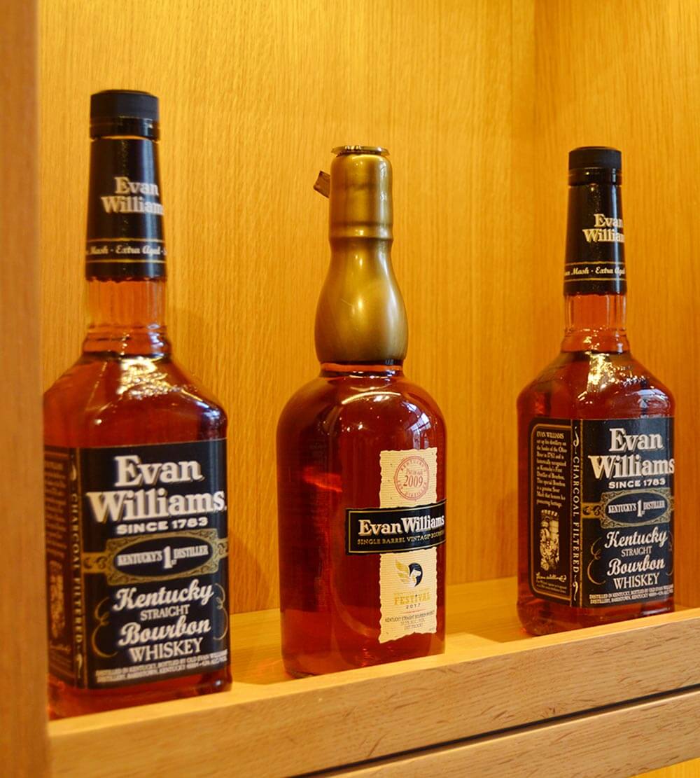 Gold Pegasus Pin Evan Williams Bottle 2017