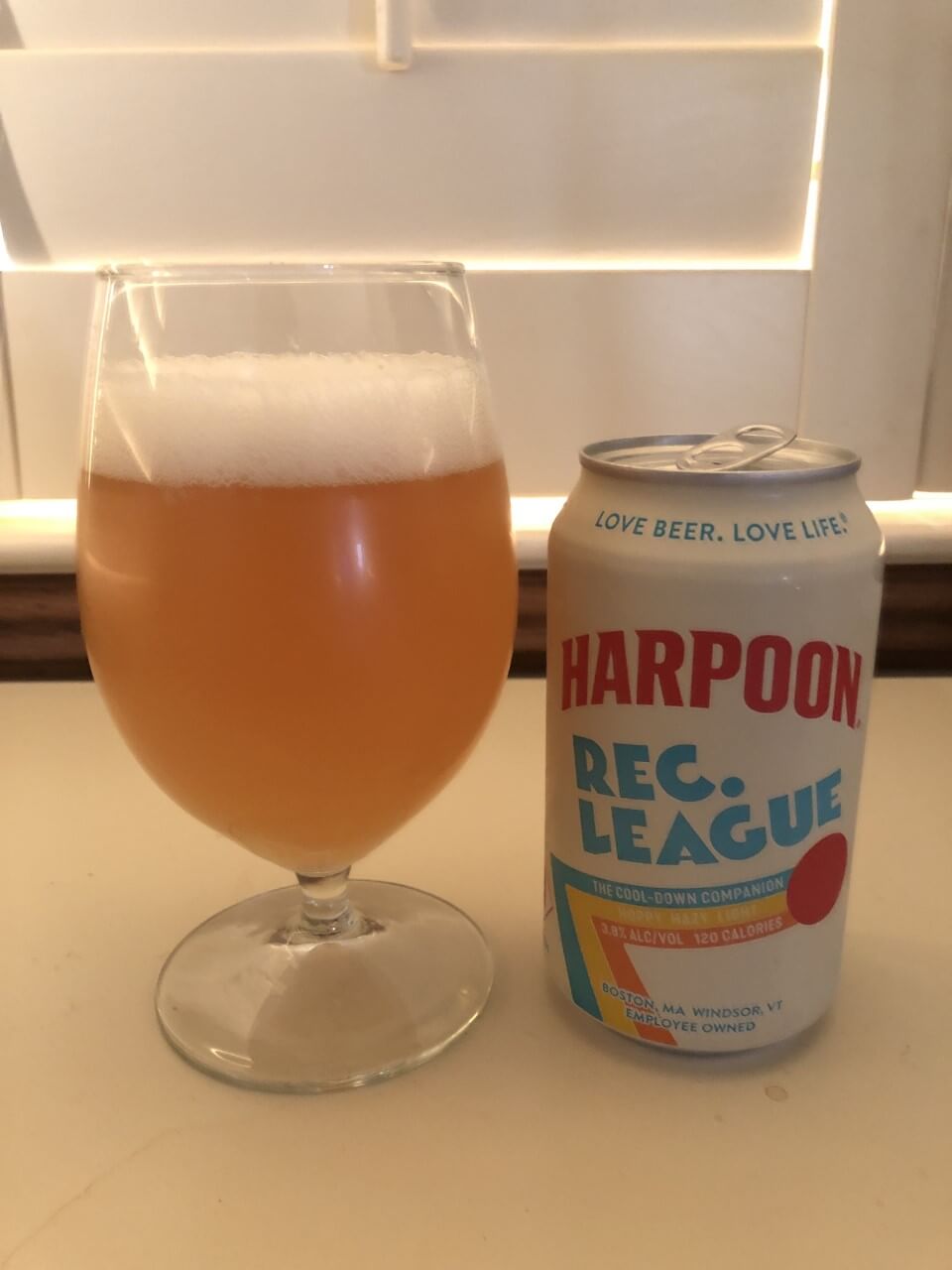 Harpoon Rec. League Hazy Pale Ale, glass and can