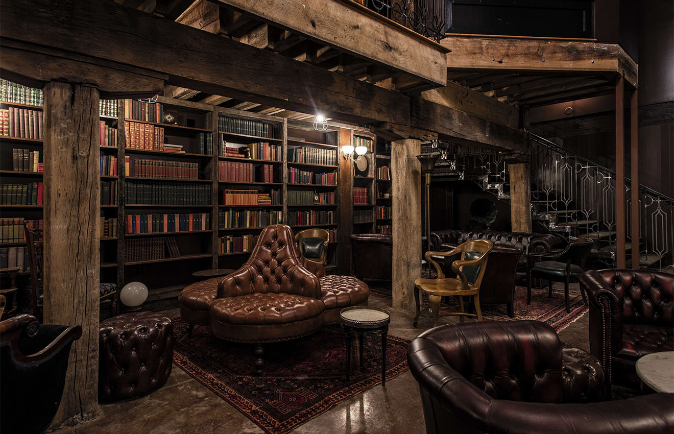 Hell or HIgh Water Lounge