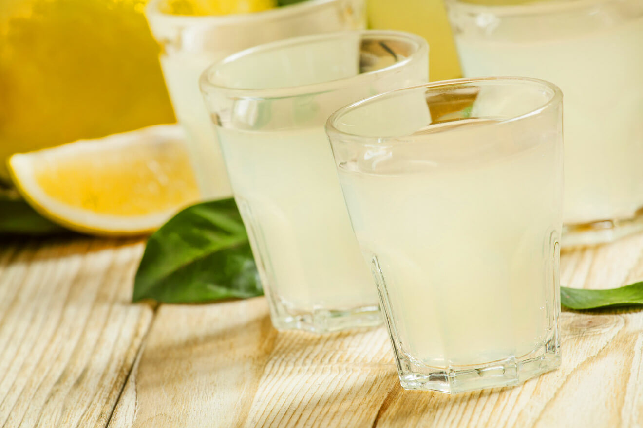 Limoncelloand Tonic, what's chilling right now