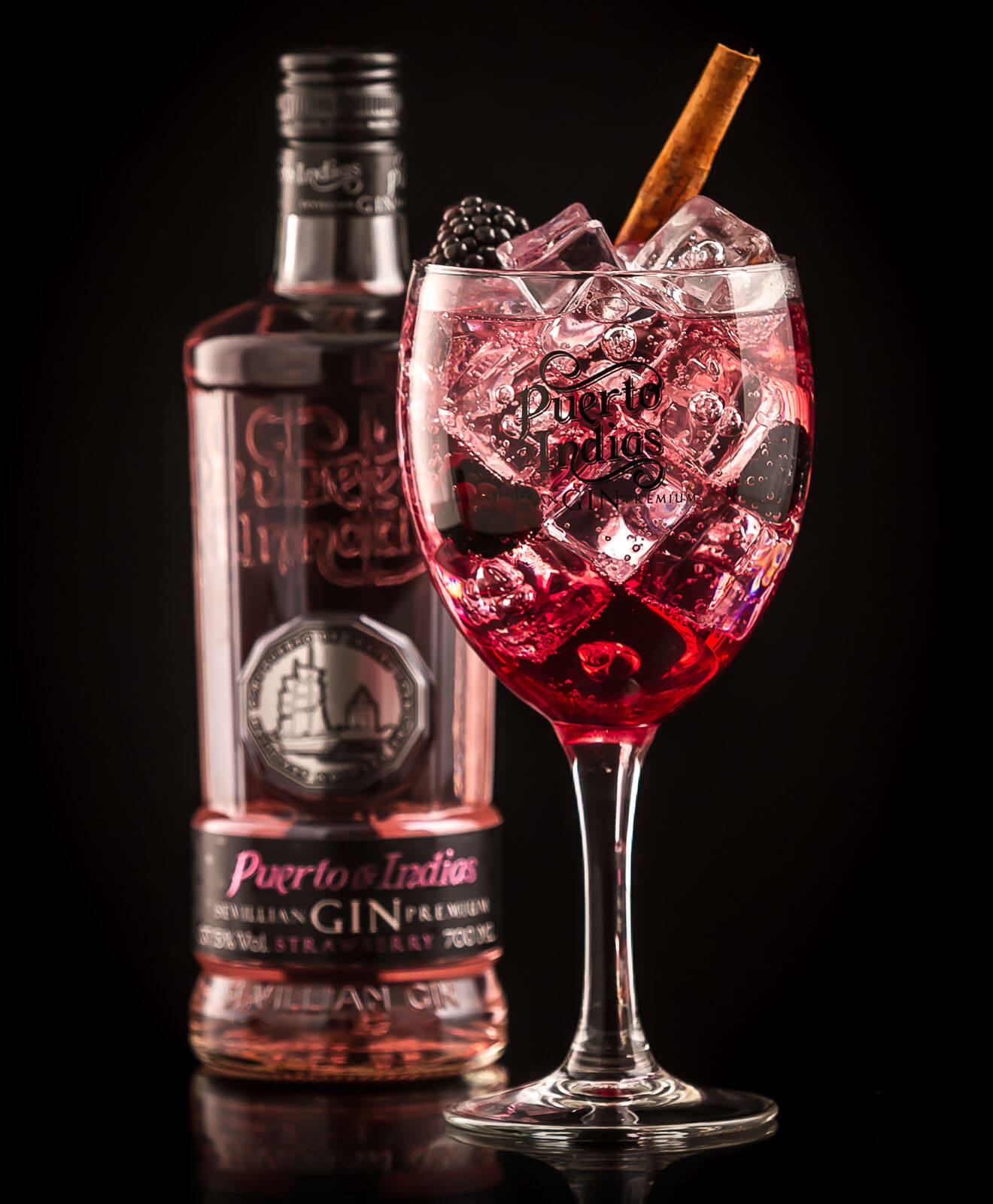 Puerto Strawberry and Blackberry G&T