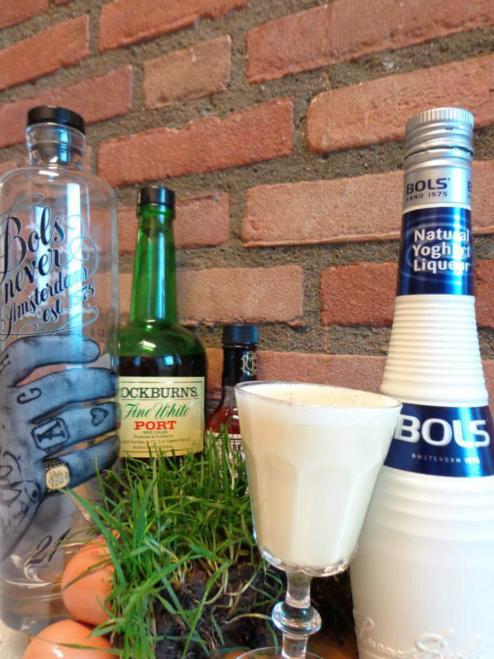 Trinh's Signature Cocktail: Phi-Flip