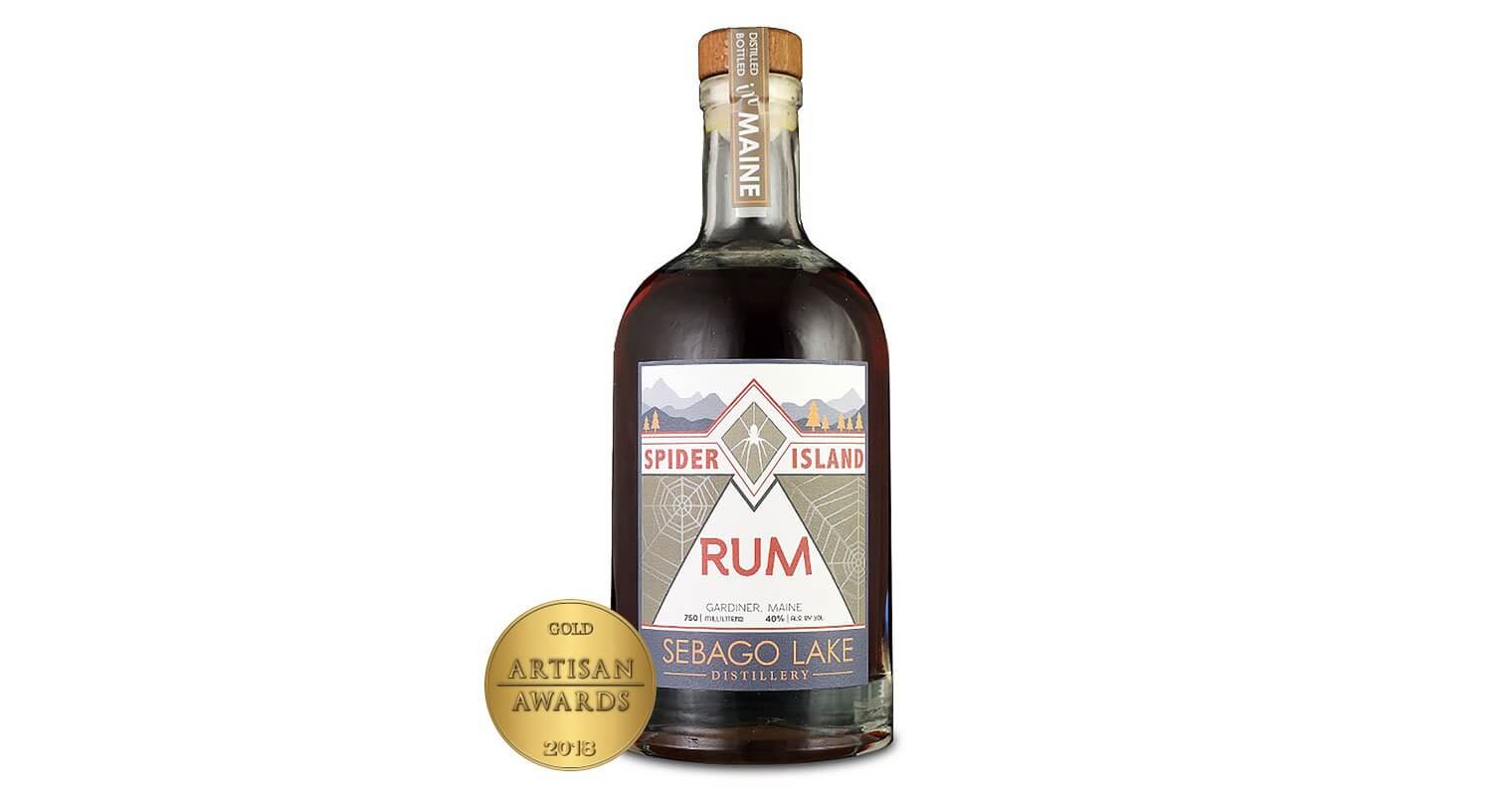 Spider Island Rum, bottle with award on white, featured image