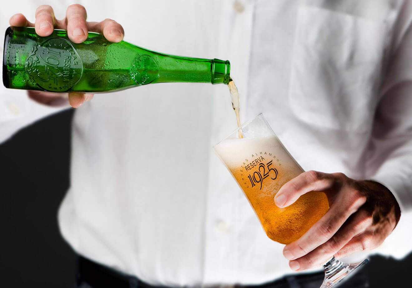 Serving Reserva 1925, beer news