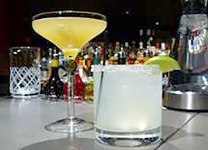 spanish rose cocktail thumb