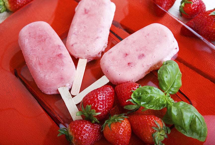 Strawberry Moscato Popsicle
