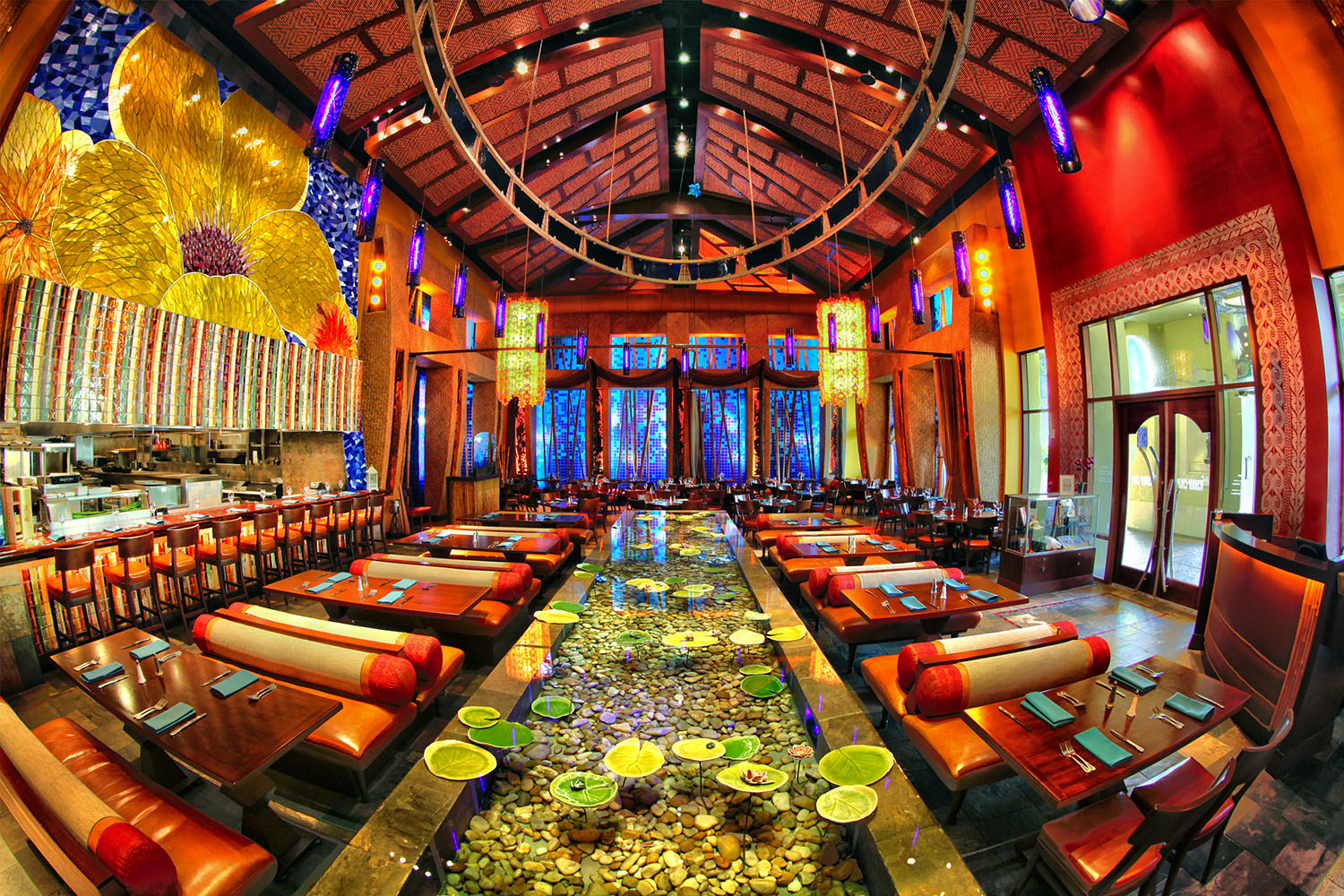 TchoupChopMainDiningRoom