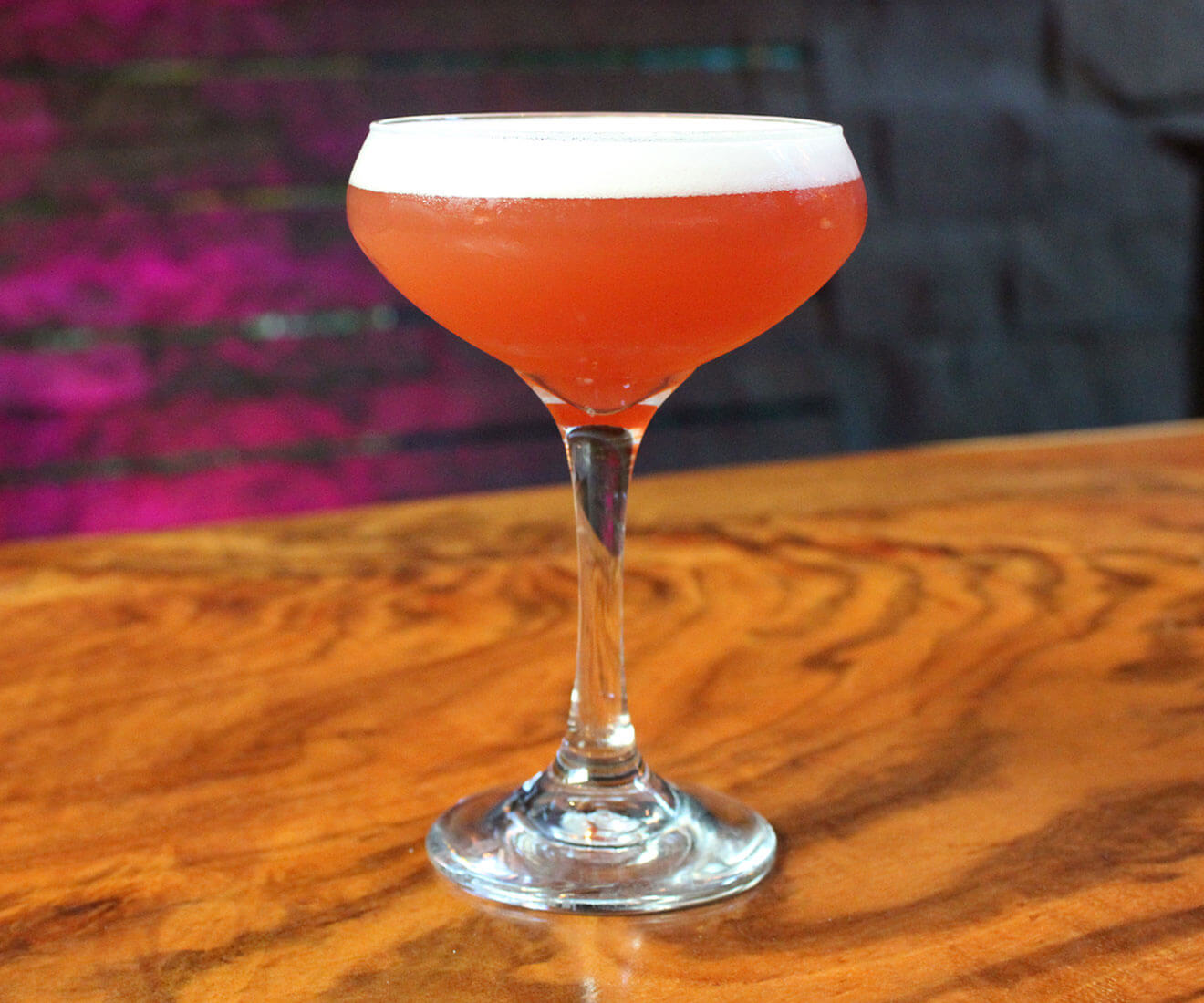 Tiki Tea, cocktail on wooden round table