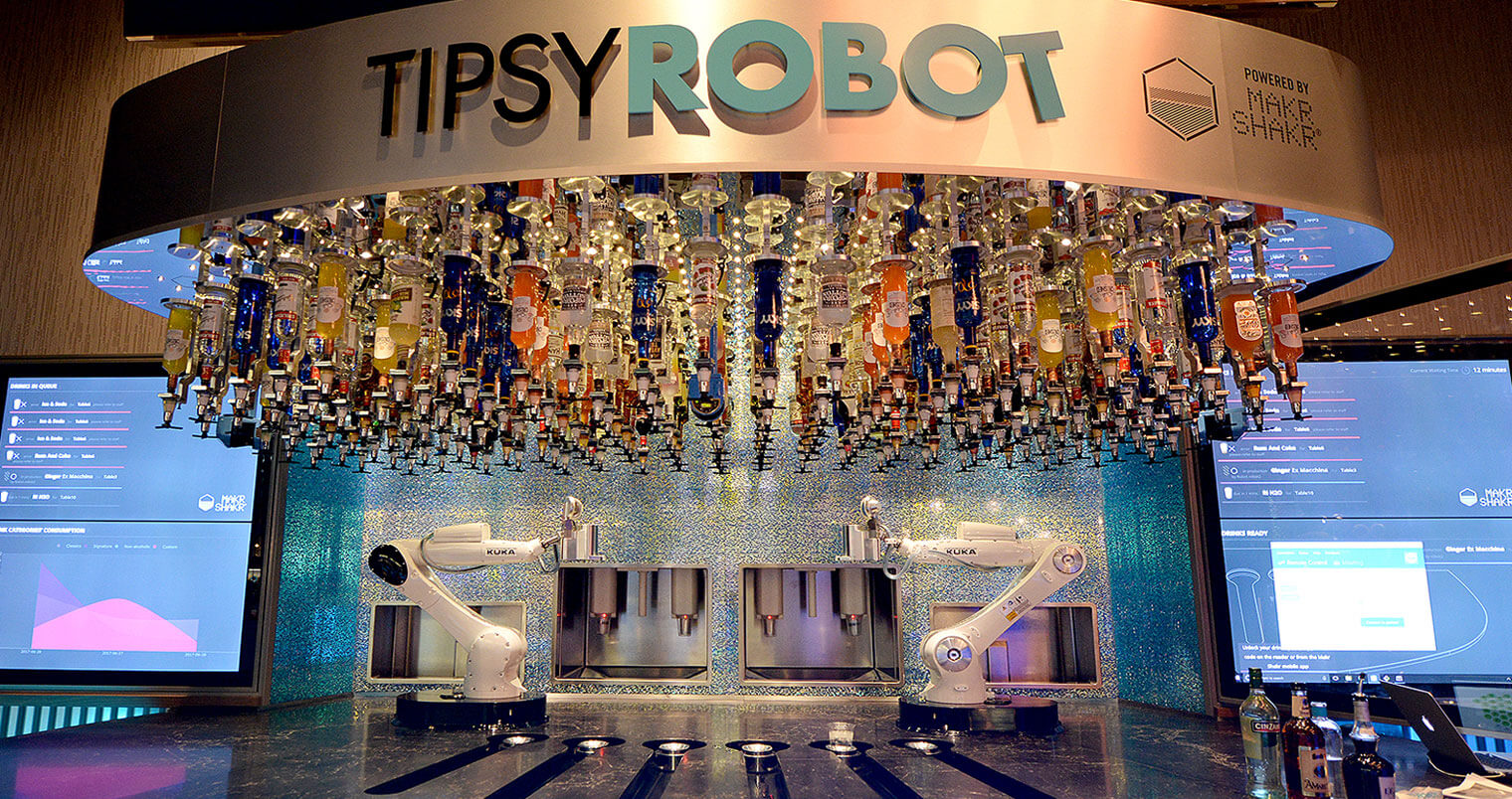 World's First Land-Based Robotic Bar Invades Las Vegas, featured image