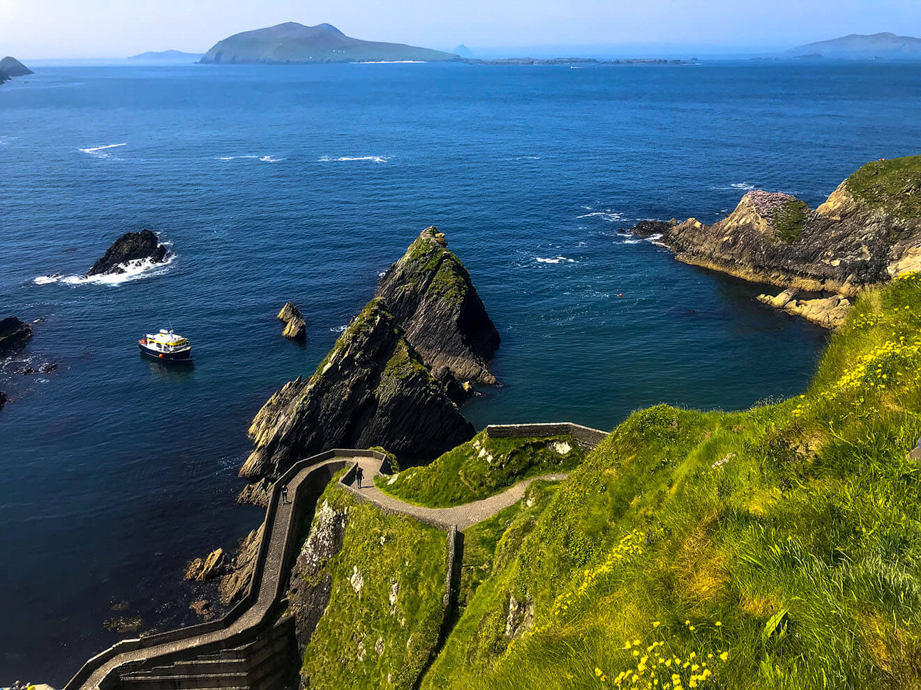 Traverse Dunquin Pier with Blasket Islands courtesy of Traverse Journeys