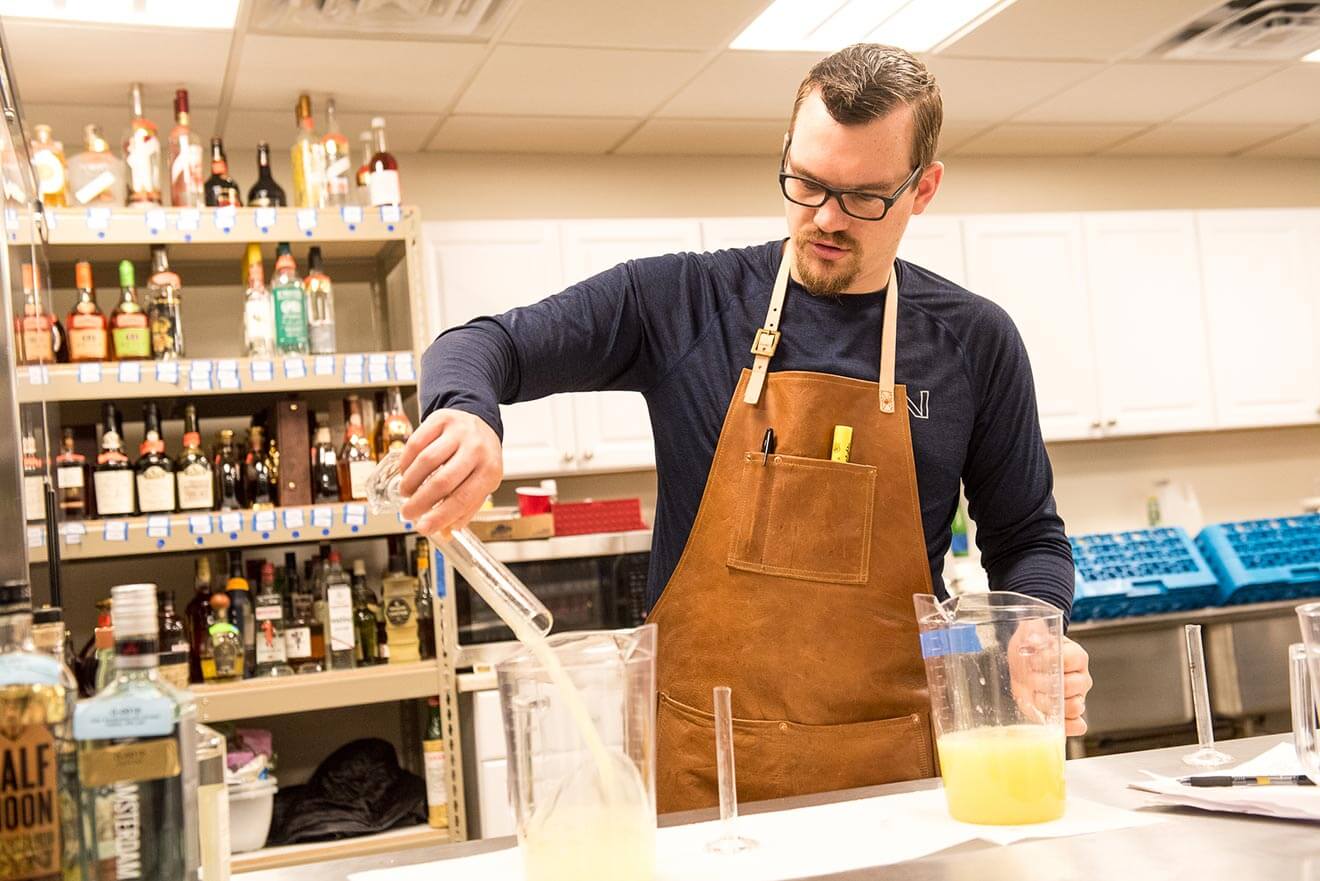 Gabi Porter, USC cocktails - Troy Clarke measuring precisely, industry news