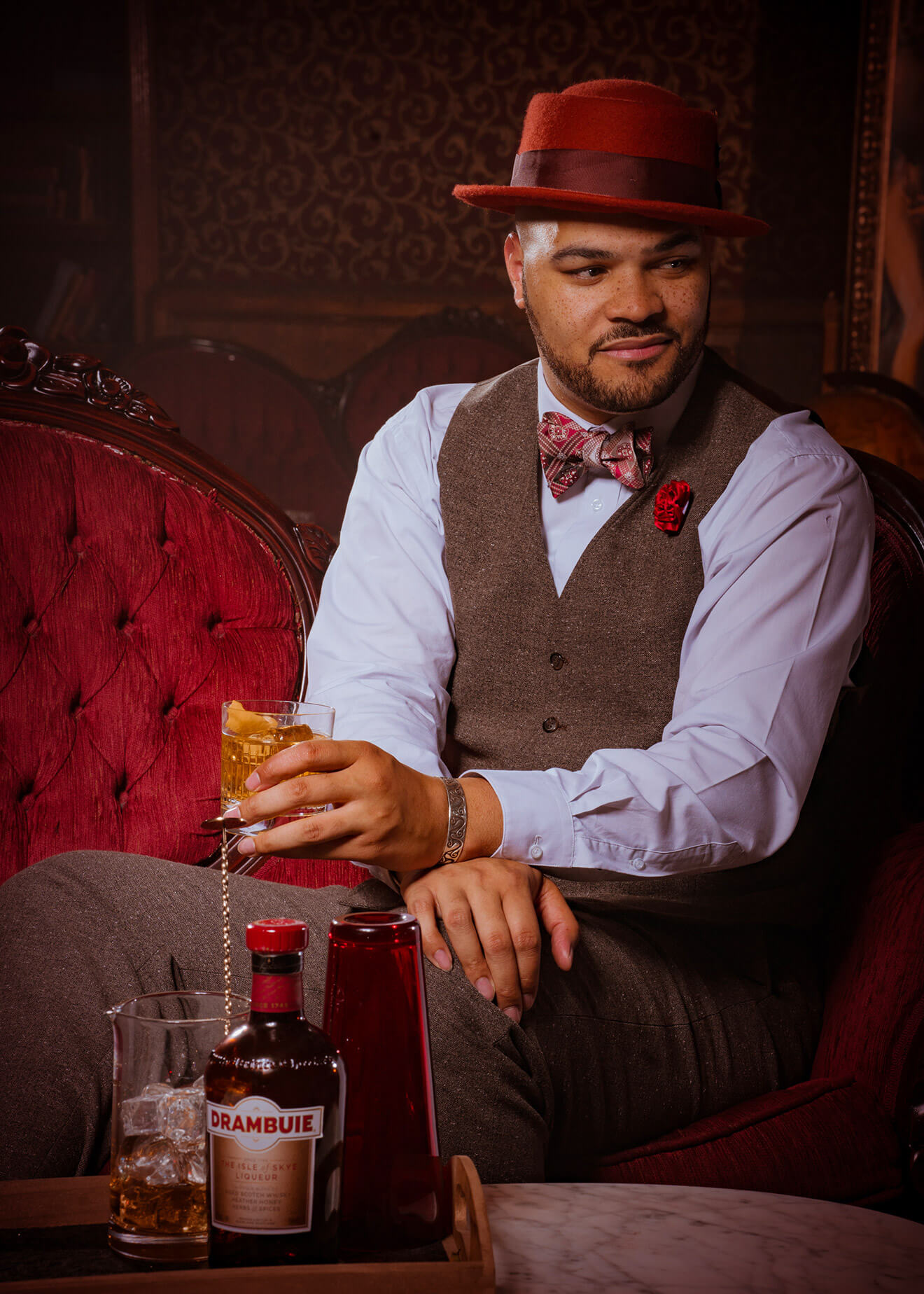 Vance Henderson, pose