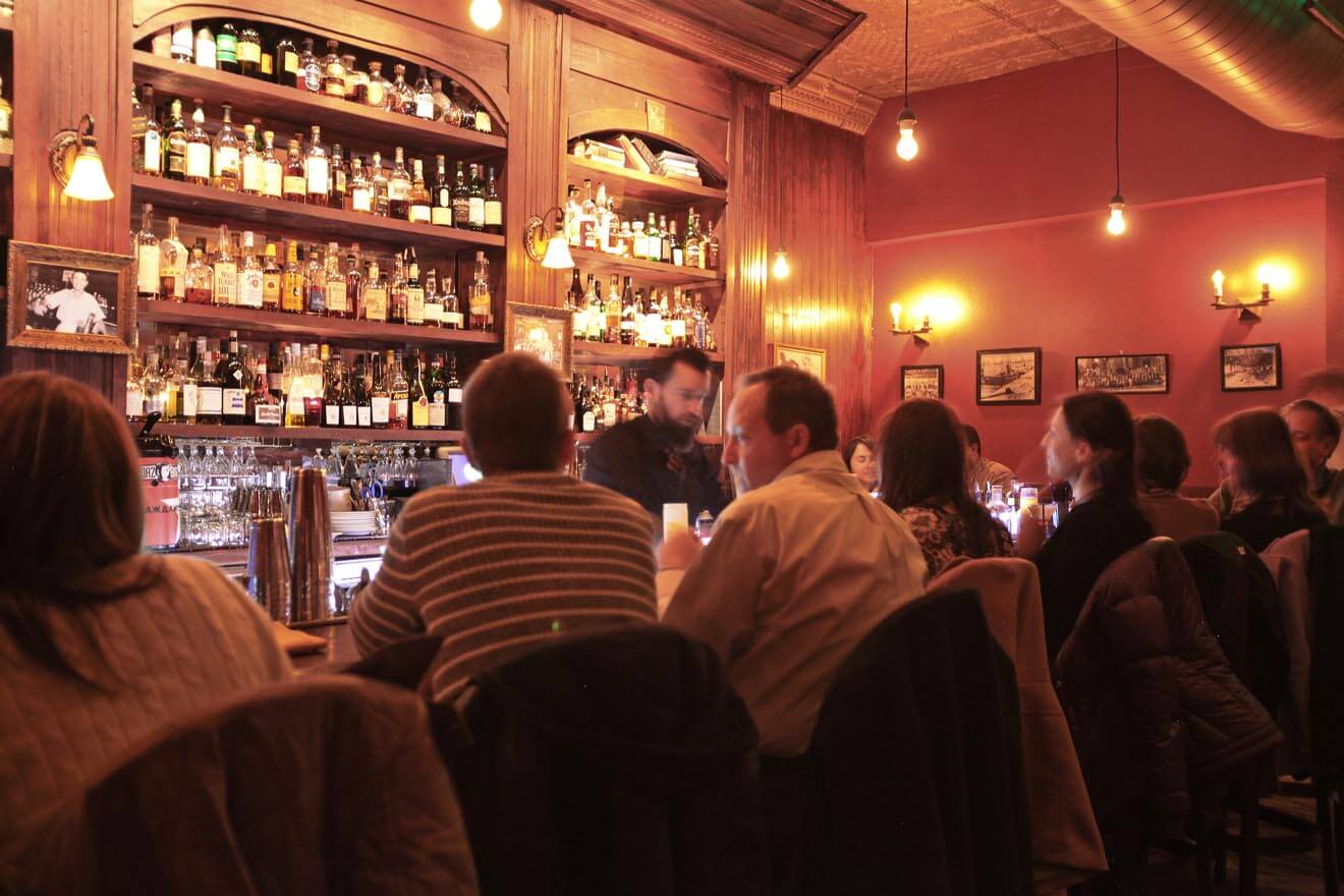 Williams & Graham Bar