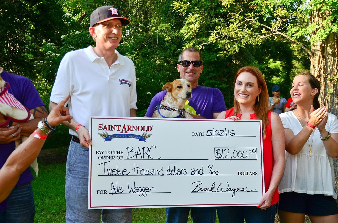 Saint Arnold Ale Wagger Initiative Presents Donation to BARC Animal Shelter and Adoptions