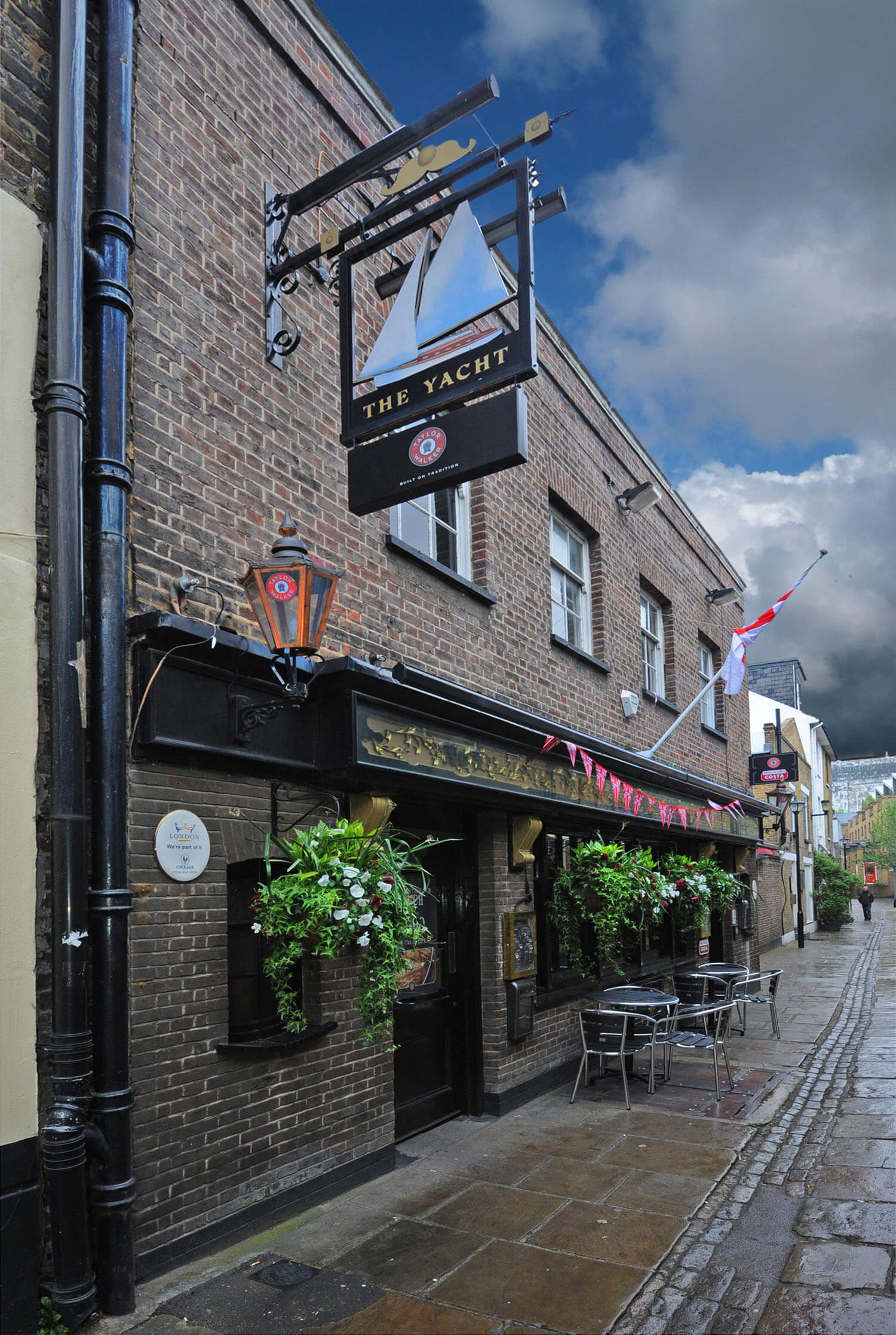 The Yacht Pub